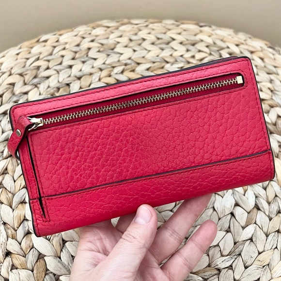 Kate Spade red leather flip open wallet - Picture 8 of 8